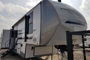 New 2026 Forest River Wildwood Heritage Glen 286RL Fifth Wheel