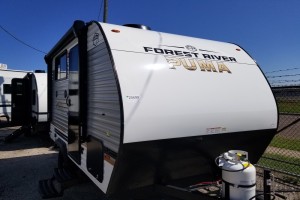 New 2026 Palomino PUMA CAMP EDITION 122BHCE Travel Trailer