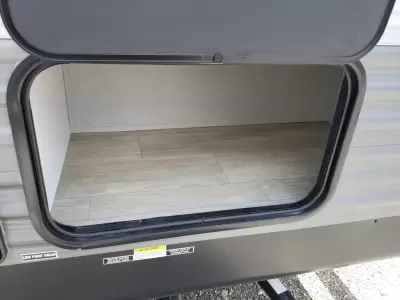 2027 Coachmen Catalina Legacy Edition 273DBHCKLE — photo 10