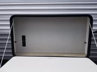 2027 Coachmen Catalina Legacy Edition 273DBHCKLE — photo 12