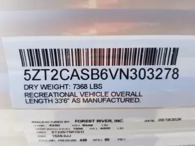 2027 Coachmen Catalina Legacy Edition 273DBHCKLE — photo 28