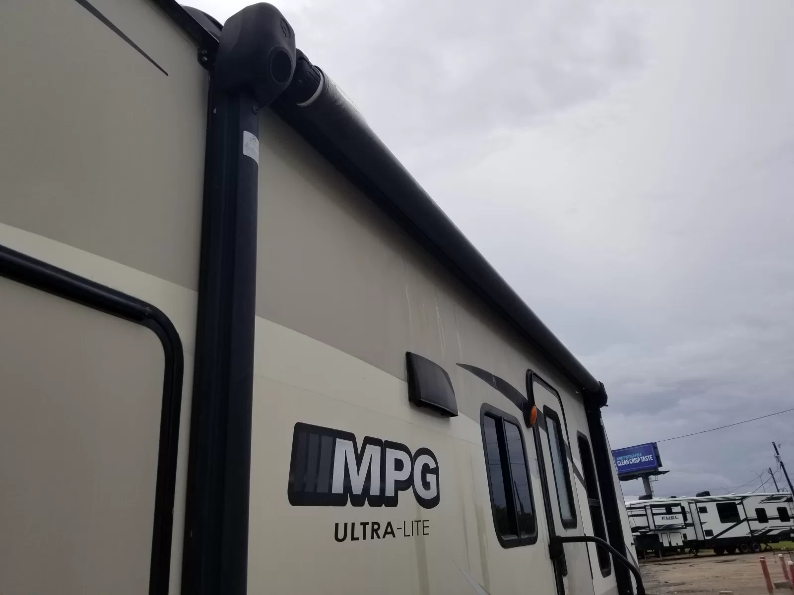 2016 CRUISER 2250RB Travel Trailer for sale at Colonia Del Rey RV in Corpus Christi, TX
