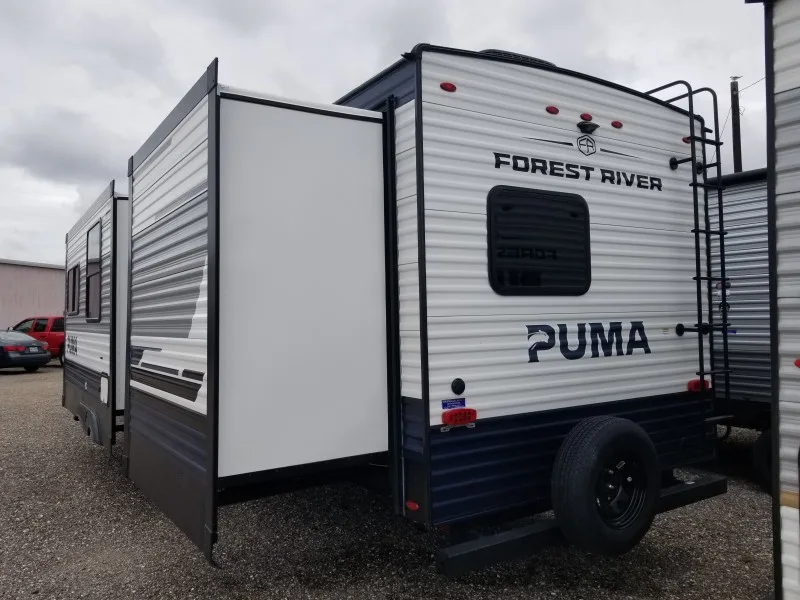 2026 Forest River PUMA 32BHQS