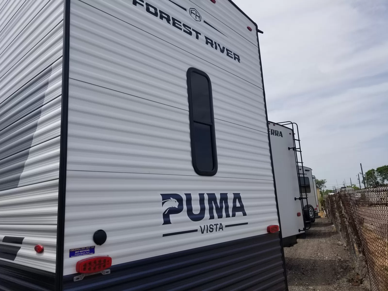 2027 Palomino 38VL Travel Trailer for sale at Colonia Del Rey RV in Corpus Christi, TX
