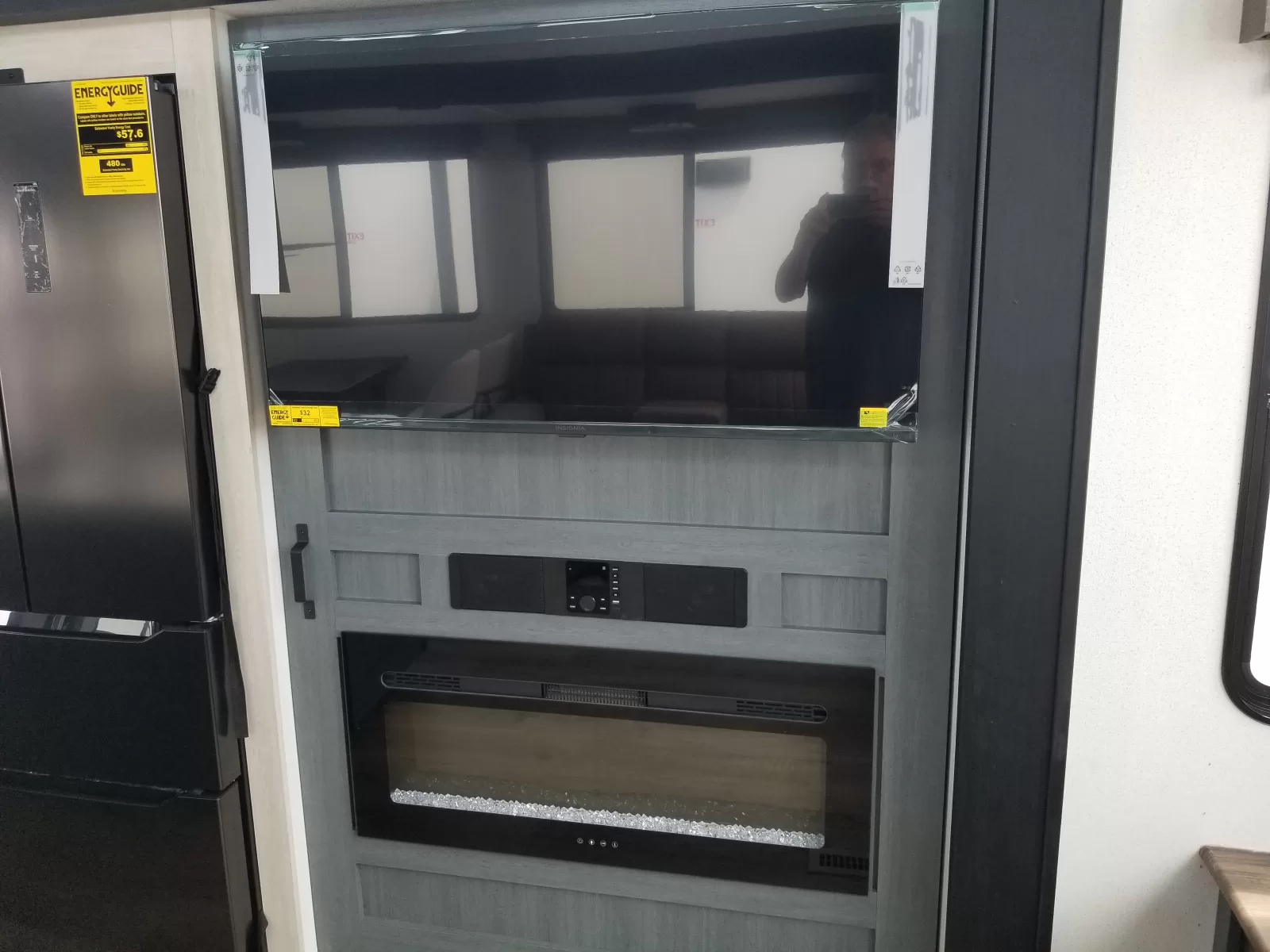 2027 Palomino 38VL Travel Trailer for sale at Colonia Del Rey RV in Corpus Christi, TX