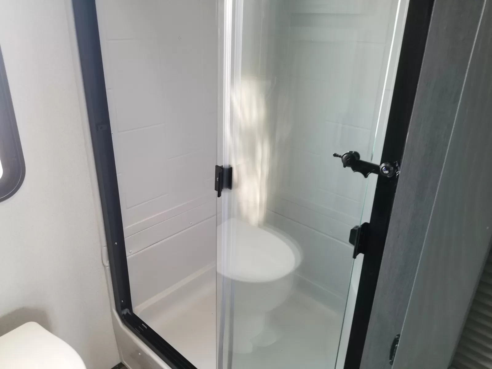 2027 Palomino 38VL Travel Trailer for sale at Colonia Del Rey RV in Corpus Christi, TX