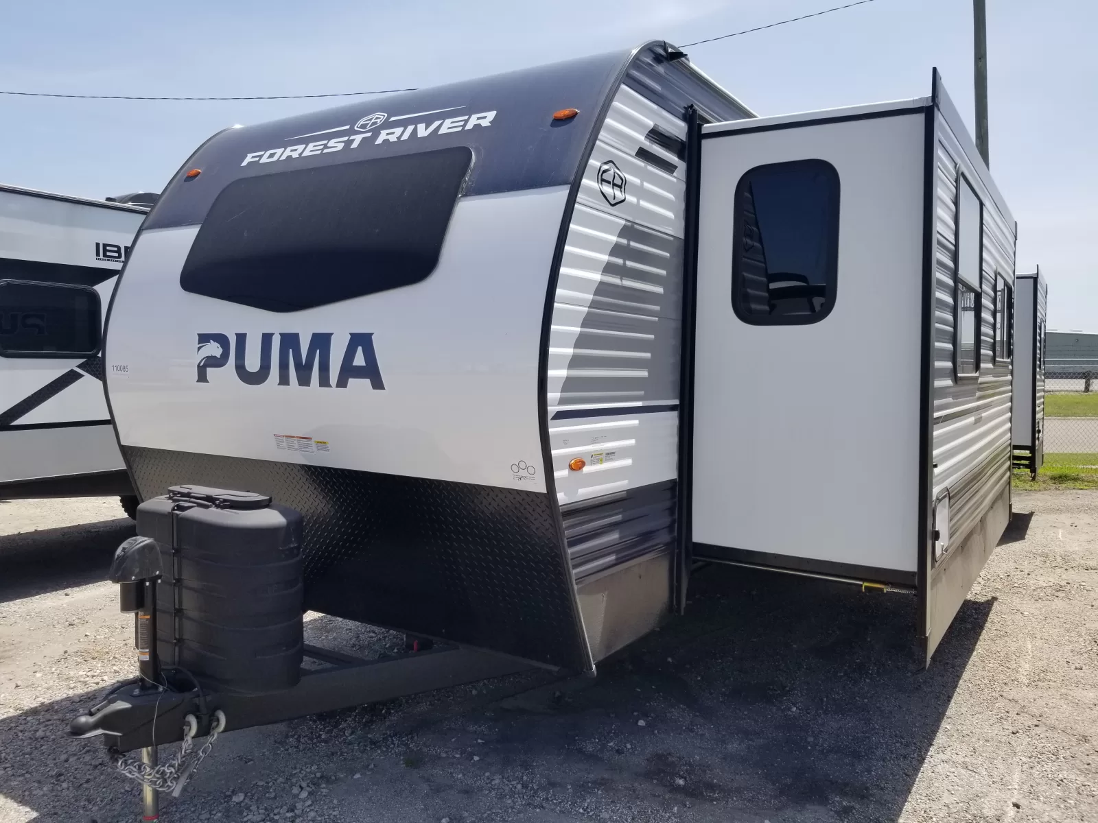 2027 Forest River 31FKRK Travel Trailer for sale at Colonia Del Rey RV in Corpus Christi, TX