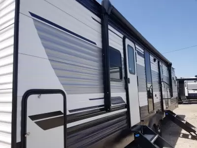 New 2027 Forest River PUMA 31FKRK — photo 6