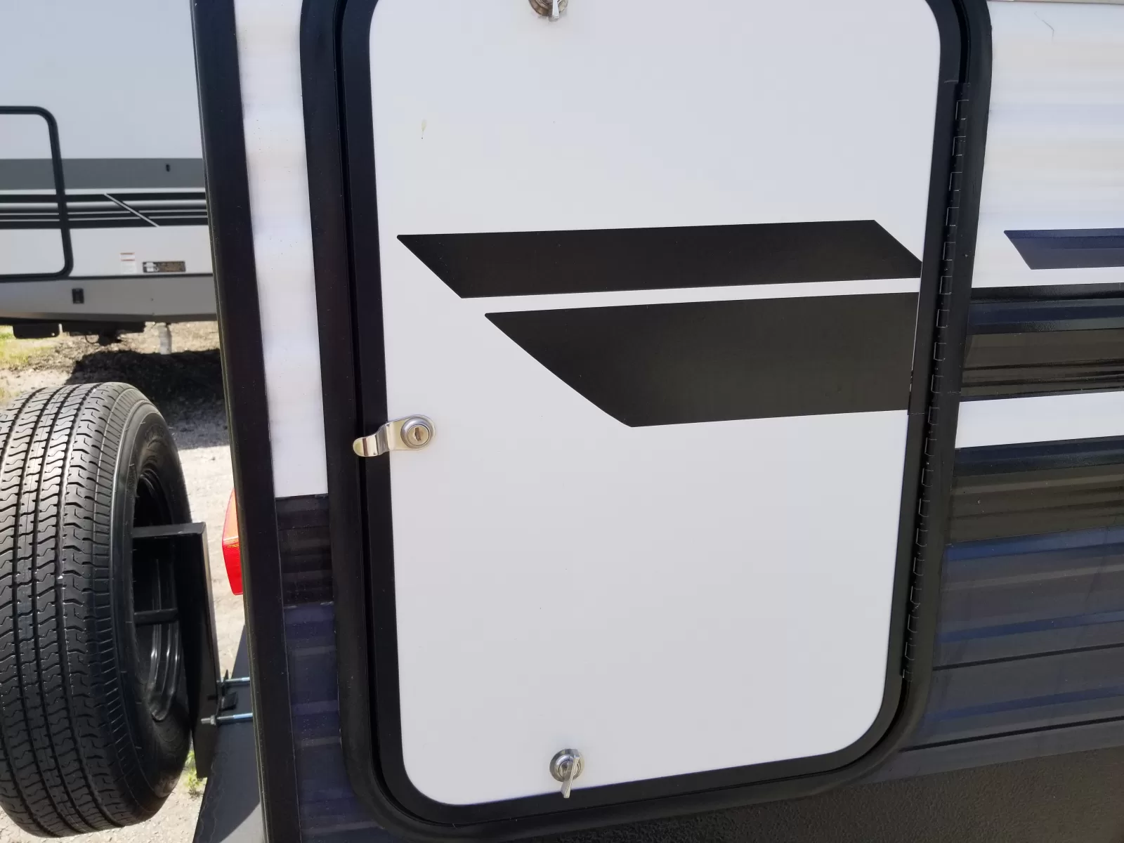 2027 Forest River 31FKRK Travel Trailer for sale at Colonia Del Rey RV in Corpus Christi, TX
