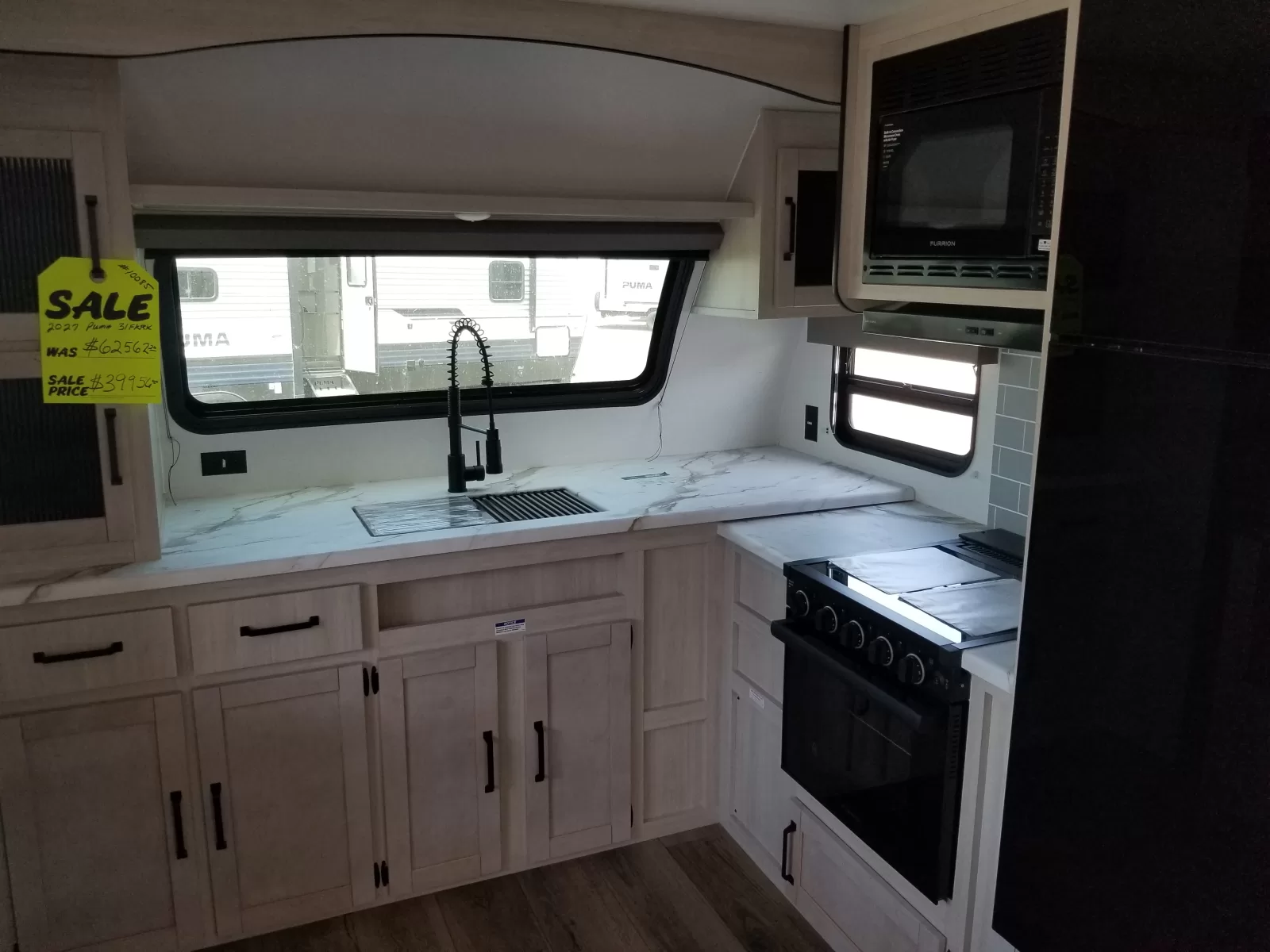2027 Forest River 31FKRK Travel Trailer for sale at Colonia Del Rey RV in Corpus Christi, TX