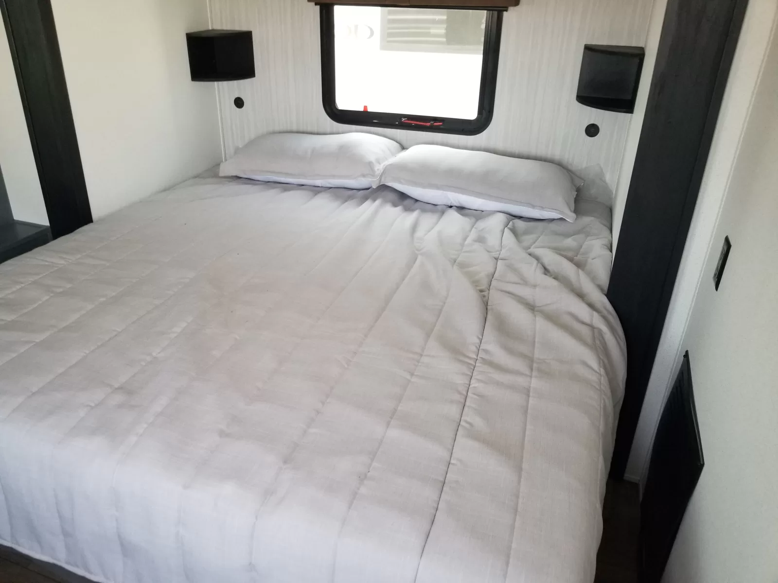 2027 Forest River 31FKRK Travel Trailer for sale at Colonia Del Rey RV in Corpus Christi, TX