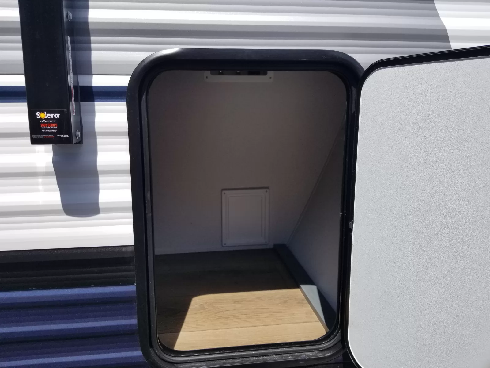 2027 Forest River 32BHFS Travel Trailer for sale at Colonia Del Rey RV in Corpus Christi, TX