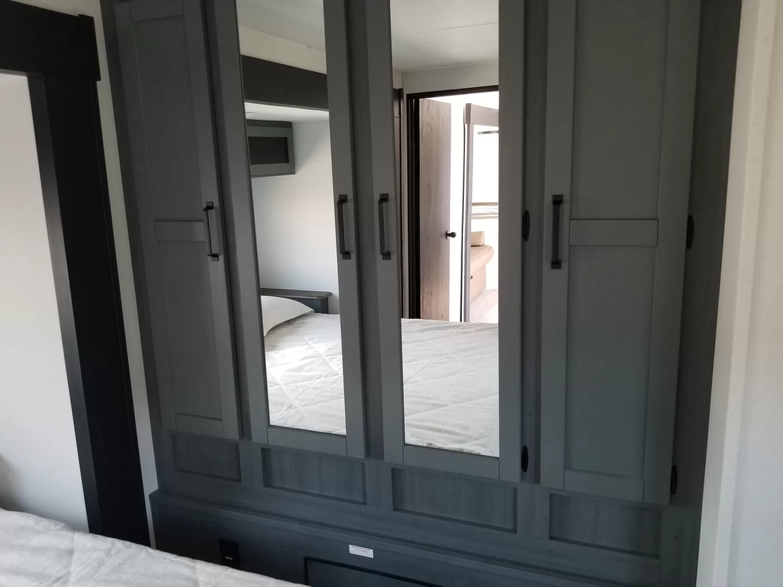 2027 Forest River 32BHFS Travel Trailer for sale at Colonia Del Rey RV in Corpus Christi, TX
