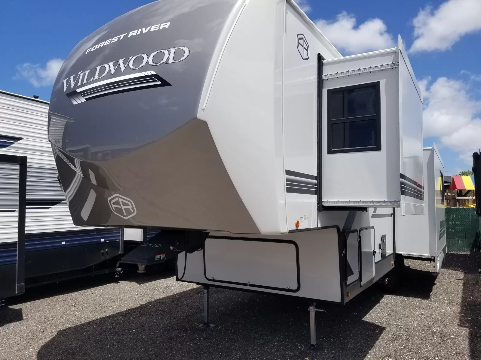 2027 Forest River 286RL Fifth Wheel for sale at Colonia Del Rey RV in Corpus Christi, TX