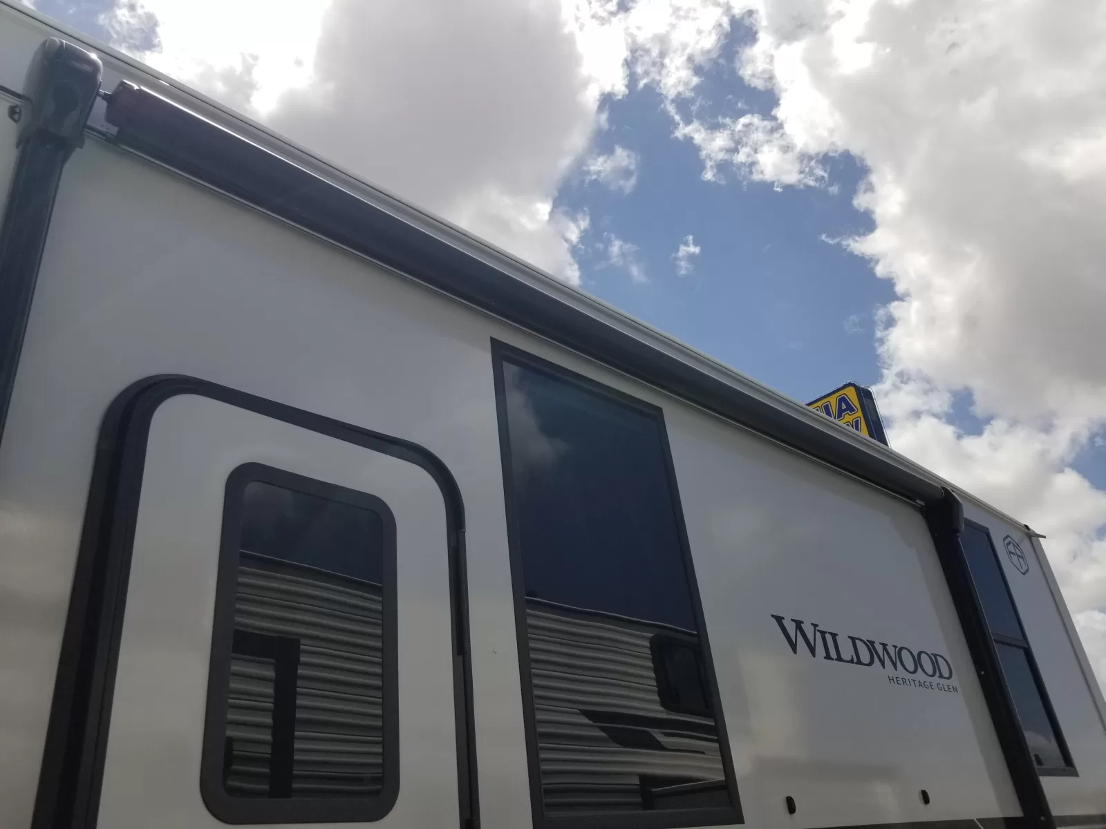 2027 Forest River 286RL Fifth Wheel for sale at Colonia Del Rey RV in Corpus Christi, TX