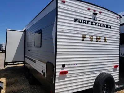 2026 Forest River PUMA CAMPING EDITION 211FKCE — photo 4