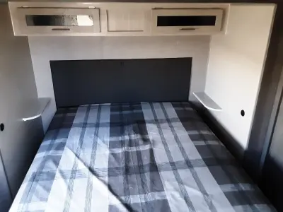 2022 Coachmen Catalina Legacy 343BHTS — photo 21