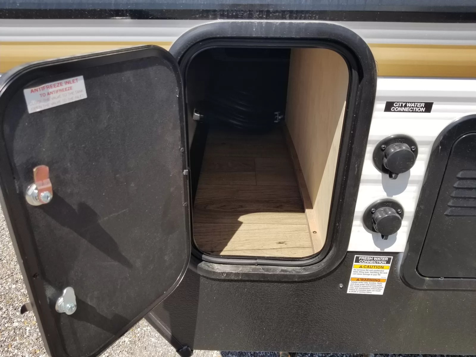 2027 Forest River 305BHCE Travel Trailer for sale at Colonia Del Rey RV in Corpus Christi, TX