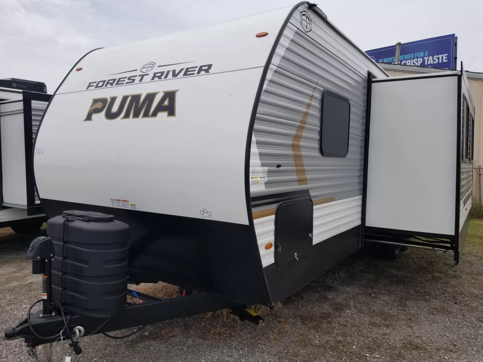 2027 Palomino 303BHCE Travel Trailer for sale at Colonia Del Rey RV in Corpus Christi, TX