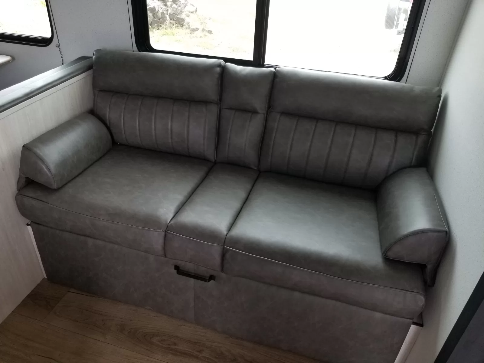 2027 Palomino 303BHCE Travel Trailer for sale at Colonia Del Rey RV in Corpus Christi, TX