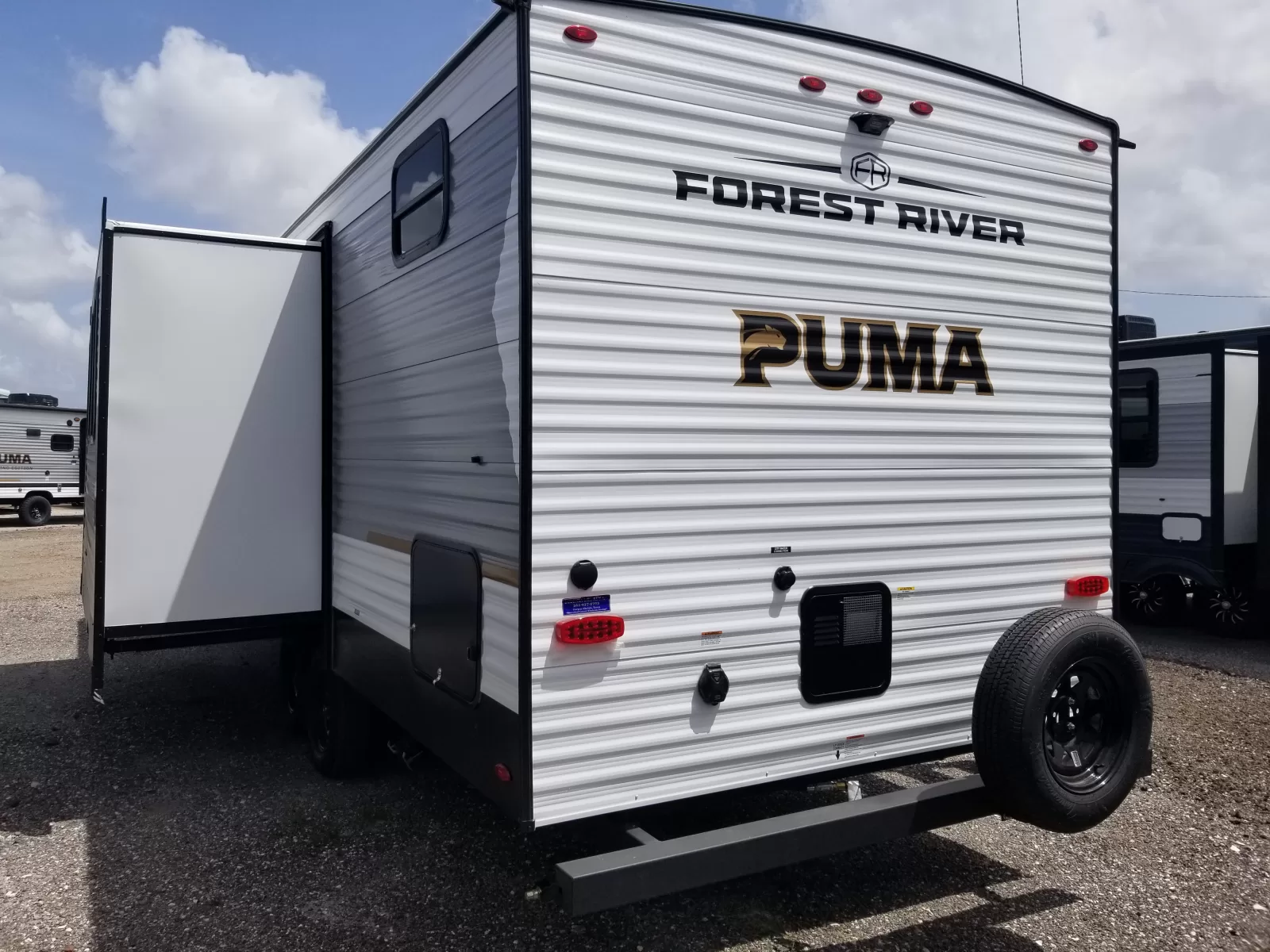 2027 Forest River 284BHCE Travel Trailer for sale at Colonia Del Rey RV in Corpus Christi, TX