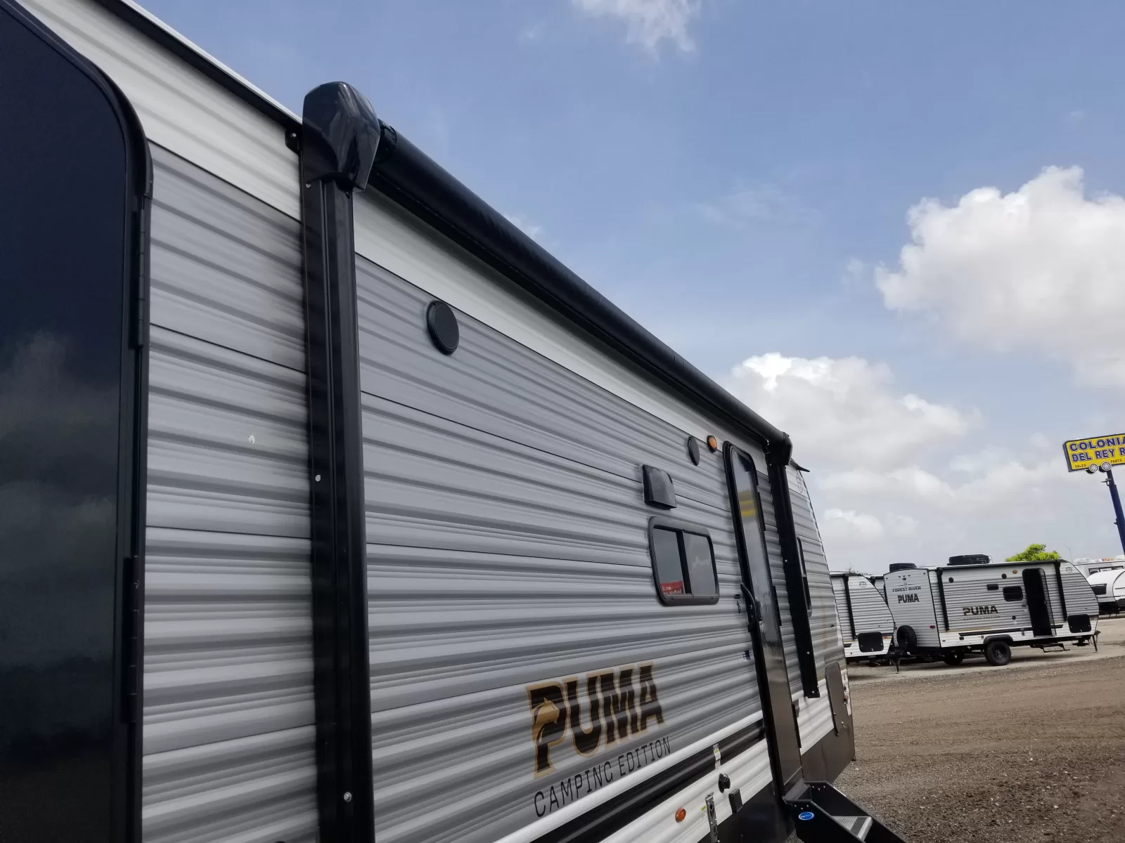 2027 Forest River 284BHCE Travel Trailer for sale at Colonia Del Rey RV in Corpus Christi, TX