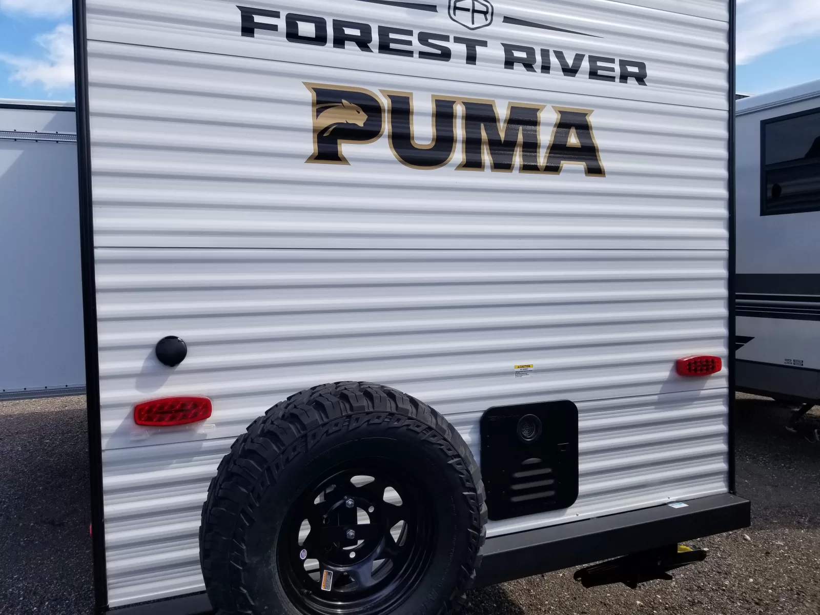 2027 Forest River 18BHCE Travel Trailer for sale at Colonia Del Rey RV in Corpus Christi, TX
