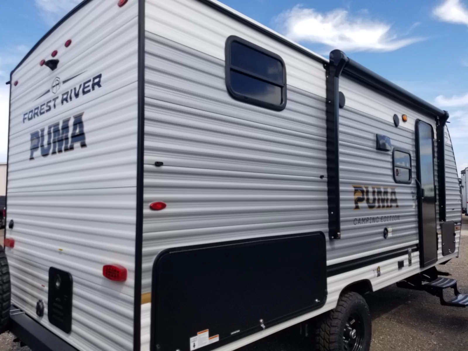2027 Forest River 18BHCE Travel Trailer for sale at Colonia Del Rey RV in Corpus Christi, TX
