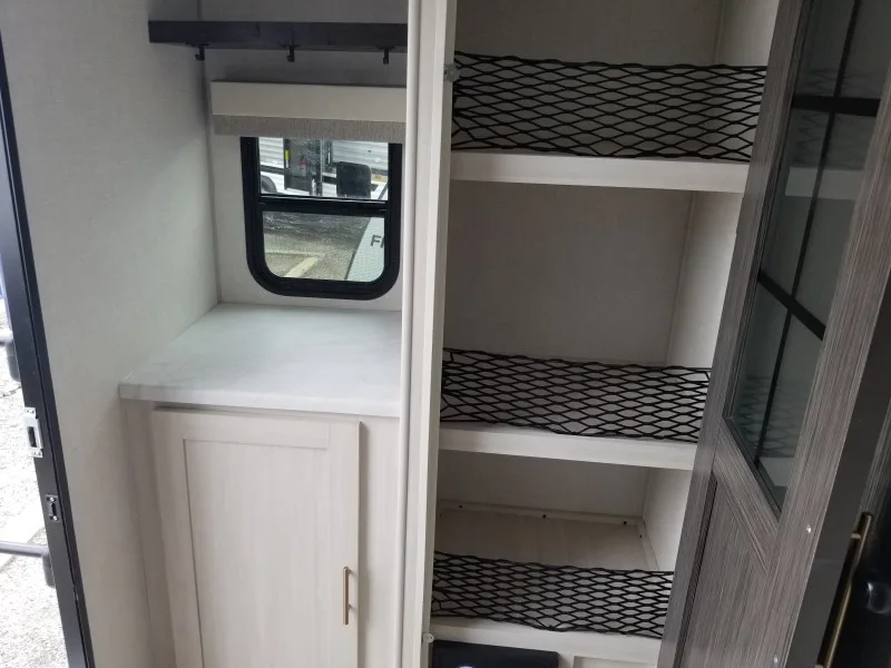 2025 Forest River R-Pod 206
