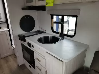 New 2027 Forest River R-Pod 207 — photo 14