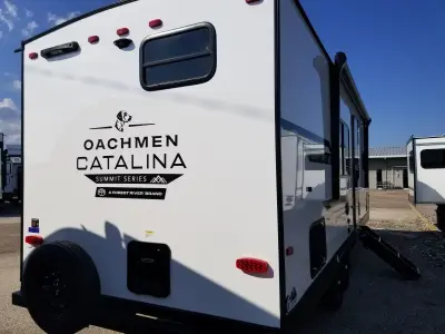 2026 Coachmen Catalina Summit 261BH — photo 5