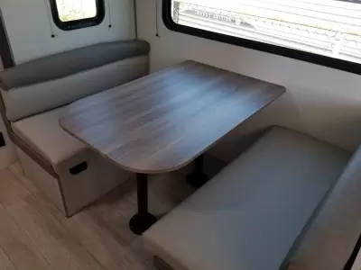 New 2027 Coachmen Catalina Summit 261BHS — photo 10