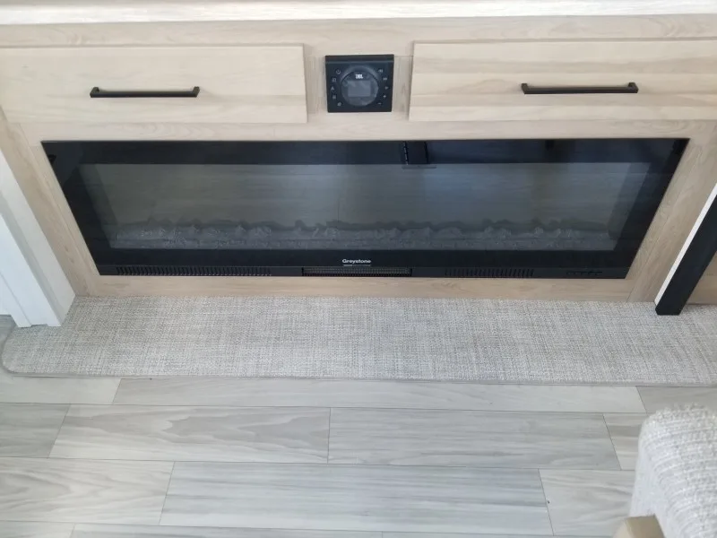 2026 Forest River Sandpiper 3900HBLR