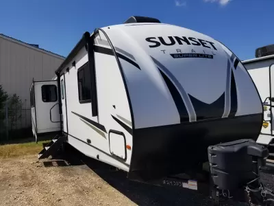 Used 2023 Crossroads SUNSET TRAIL 330SI for sale in Corpus Christi, TX