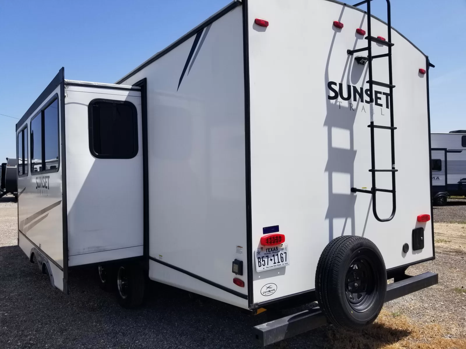2022 Crossroads 253RB Travel Trailer for sale at Colonia Del Rey RV in Corpus Christi, TX