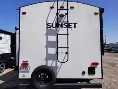 Used 2022 Crossroads SUNSET TRAIL 253RB — photo 5