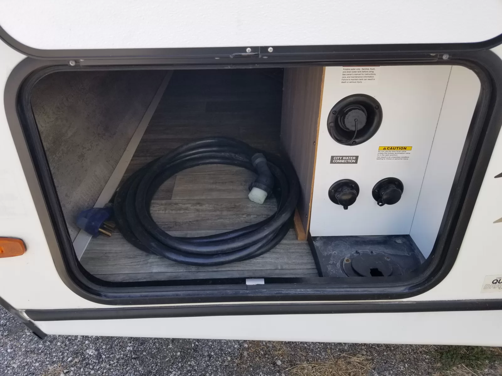 2022 Crossroads 253RB Travel Trailer for sale at Colonia Del Rey RV in Corpus Christi, TX