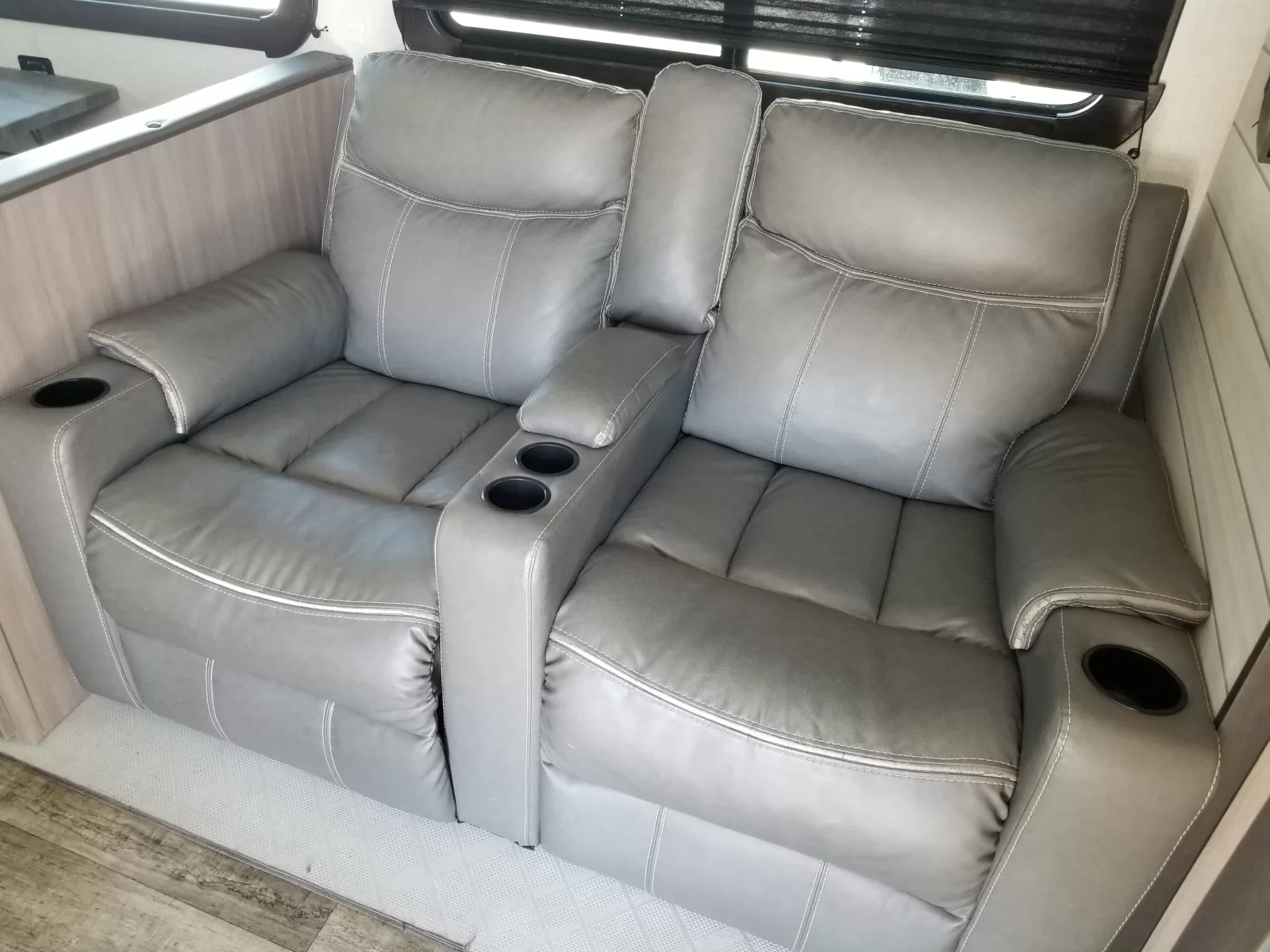 2022 Crossroads 253RB Travel Trailer for sale at Colonia Del Rey RV in Corpus Christi, TX