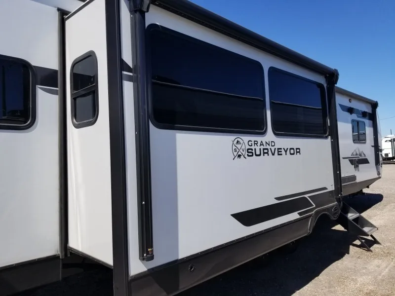 2026 Forest River Surveyor 305RLBS