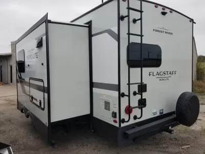 2026 Forest River Flagstaff Micro Lite 25FBD — photo 4