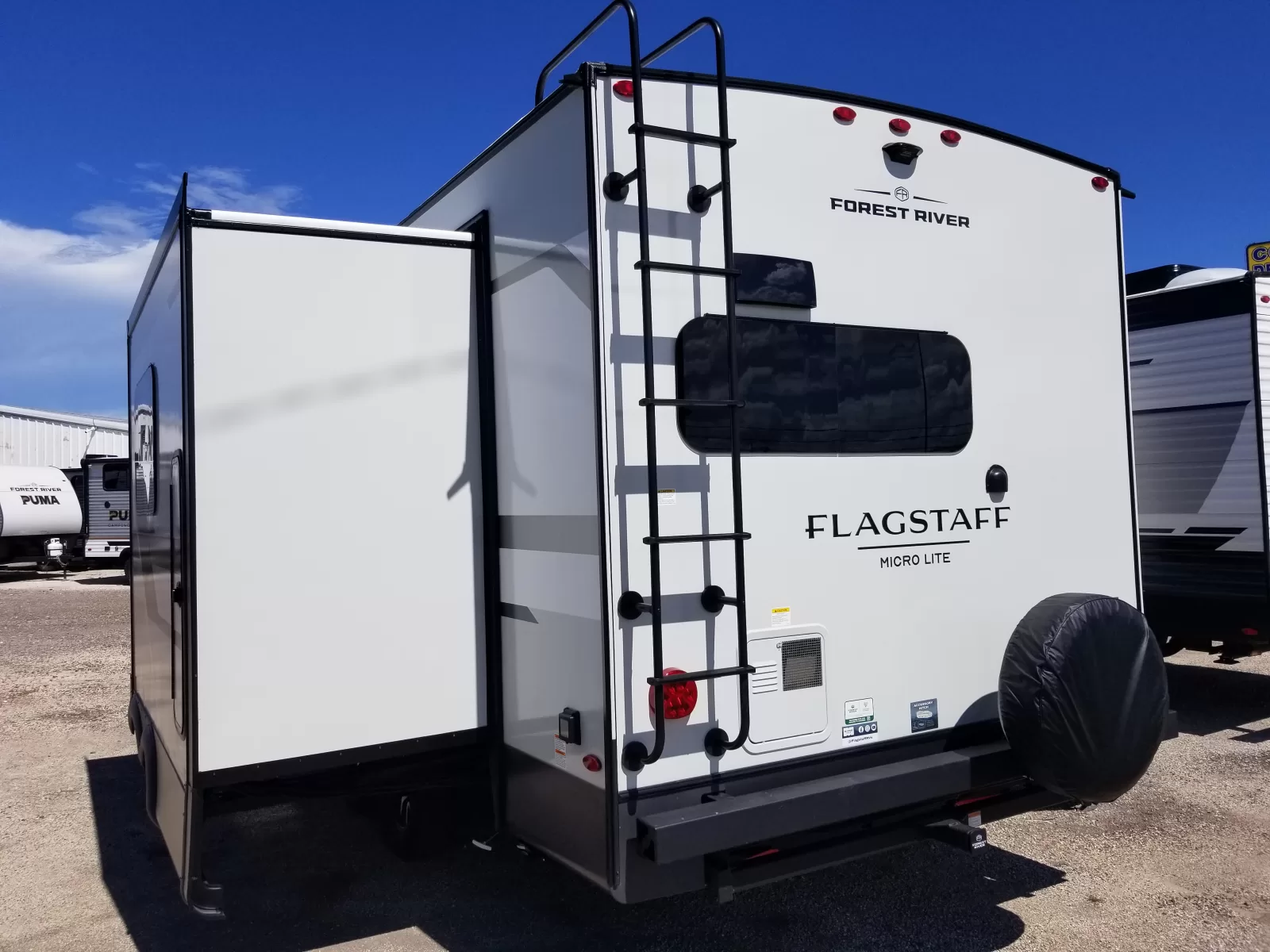 2027 Forest River 25SRK Travel Trailer for sale at Colonia Del Rey RV in Corpus Christi, TX