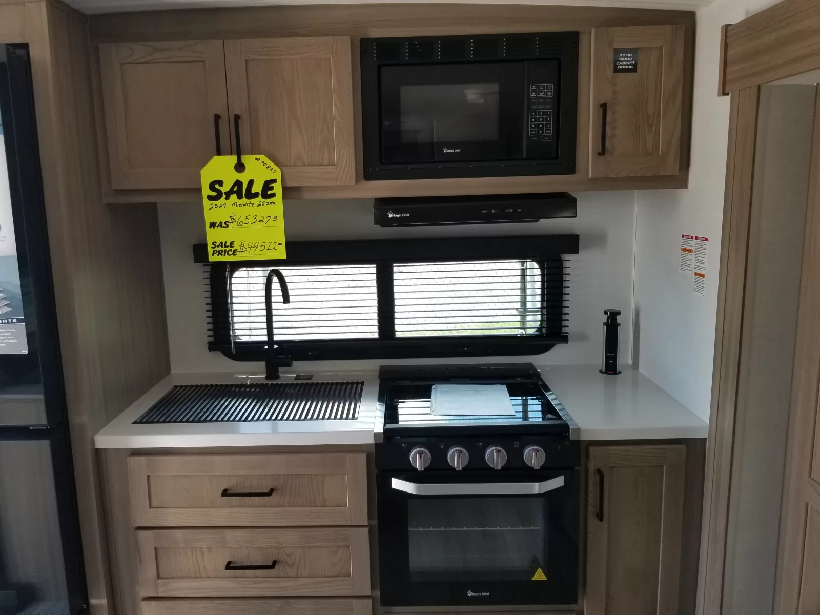 2027 Forest River 25SRK Travel Trailer for sale at Colonia Del Rey RV in Corpus Christi, TX