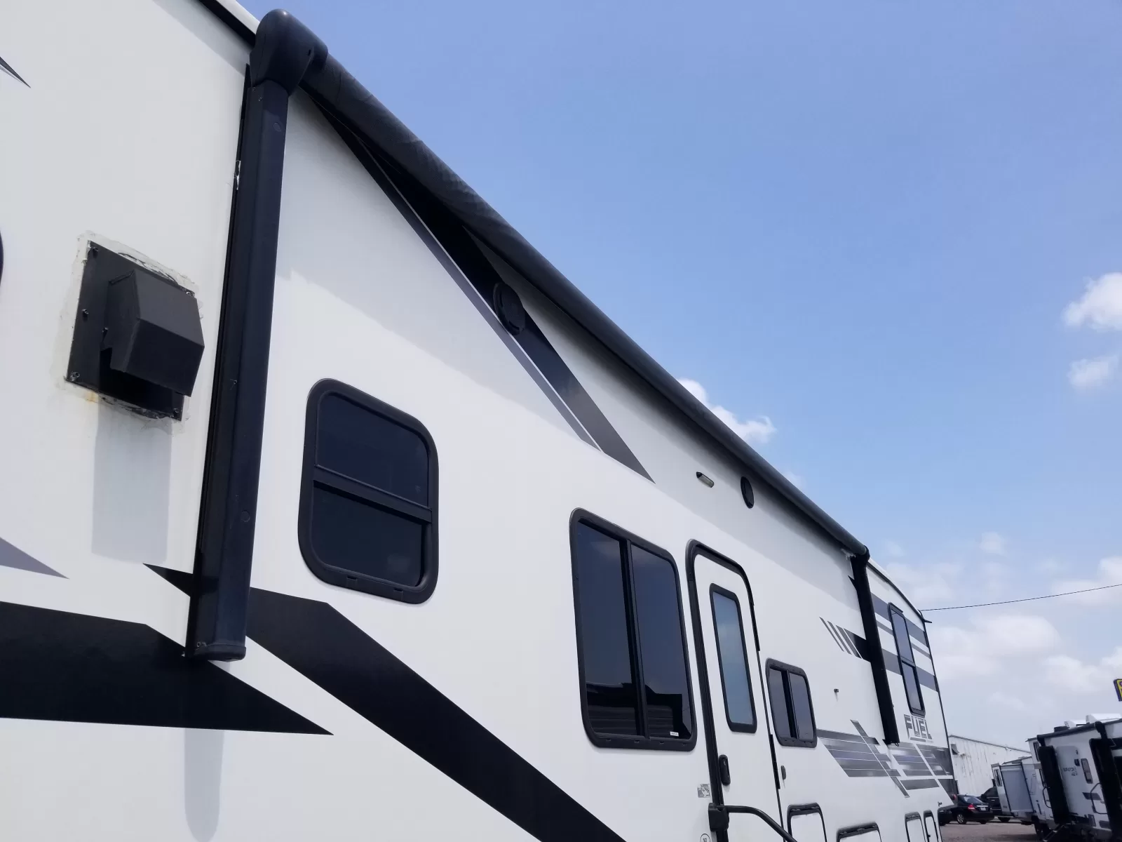 2021 Heartland 362 Fifth Wheel for sale at Colonia Del Rey RV in Corpus Christi, TX