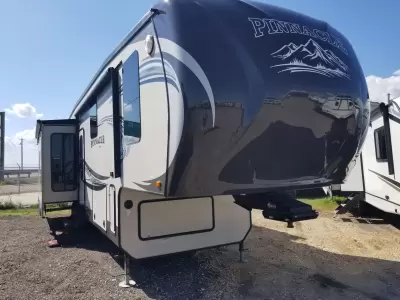 Used 2014 Jayco Pinnacle 36REQS for sale in Corpus Christi, TX