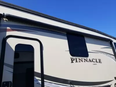 Used 2014 Jayco Pinnacle 36REQS — photo 7
