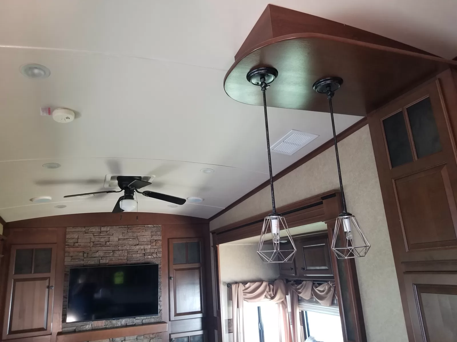 2014 Jayco 36REQS Travel Trailer for sale at Colonia Del Rey RV in Corpus Christi, TX